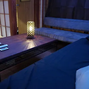 駅から徒歩4分/ビル3階全体/広い部屋/広い屋上/和室/レインボーブリッジ/お台場 アパート 東京都