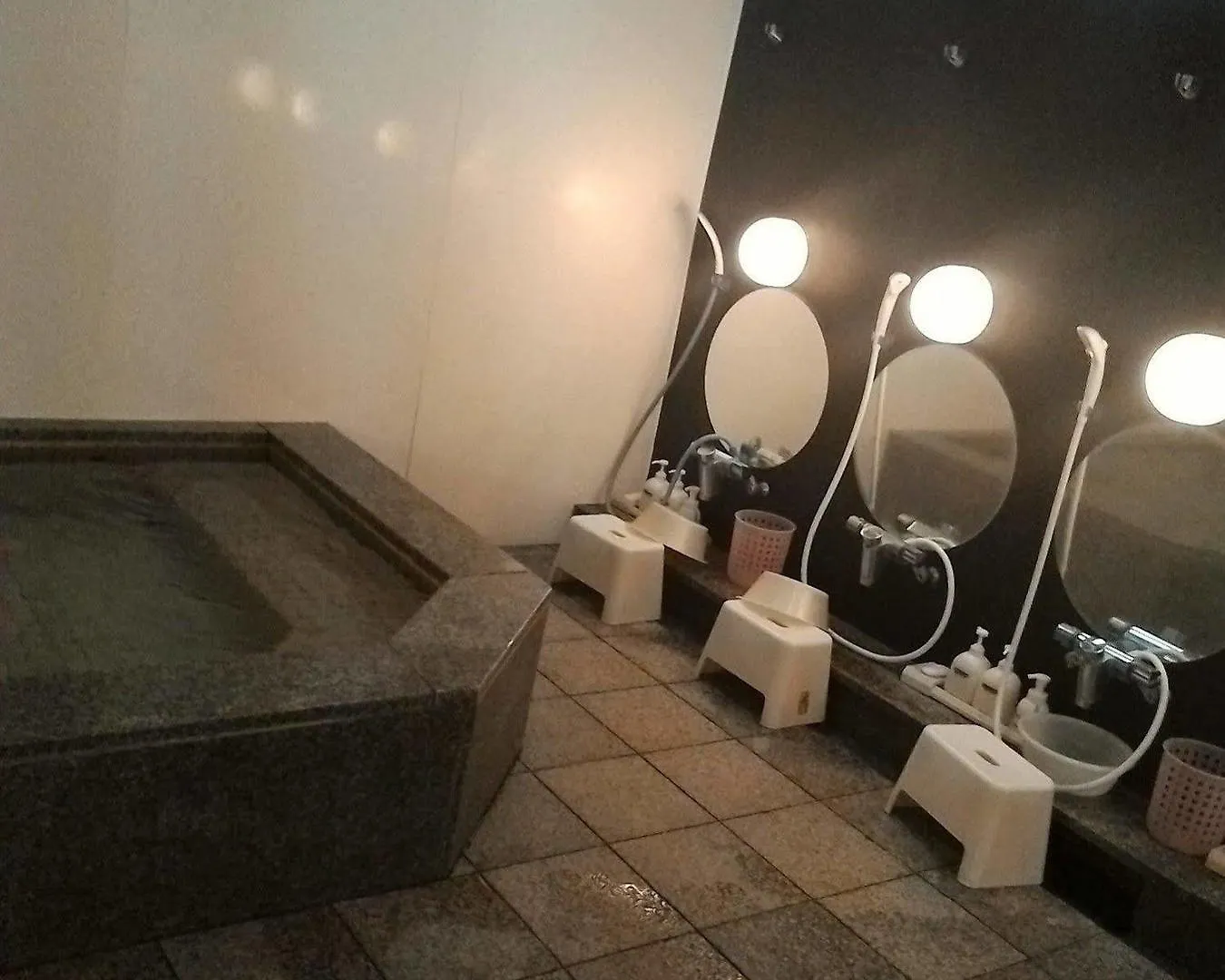 Capsule Land Yushima Hotel Tokyo Capsule hotel